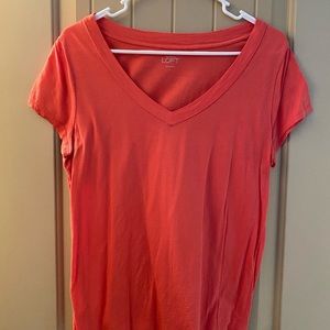 Ann Taylor Loft T-shirt in orange/peach color